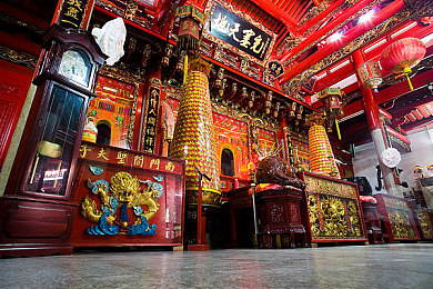 杨玉环墓出土复原照片,古墓揭秘：千年美人容颜再现-2