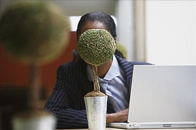 太子夹木棒骑马比赛,皇家马场盛宴：骑手竞技，亲子共赏-2