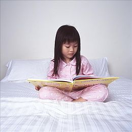 巜商务出差与女老板同房：出差意外：职场人士如何处理与女老板的同房难题-5