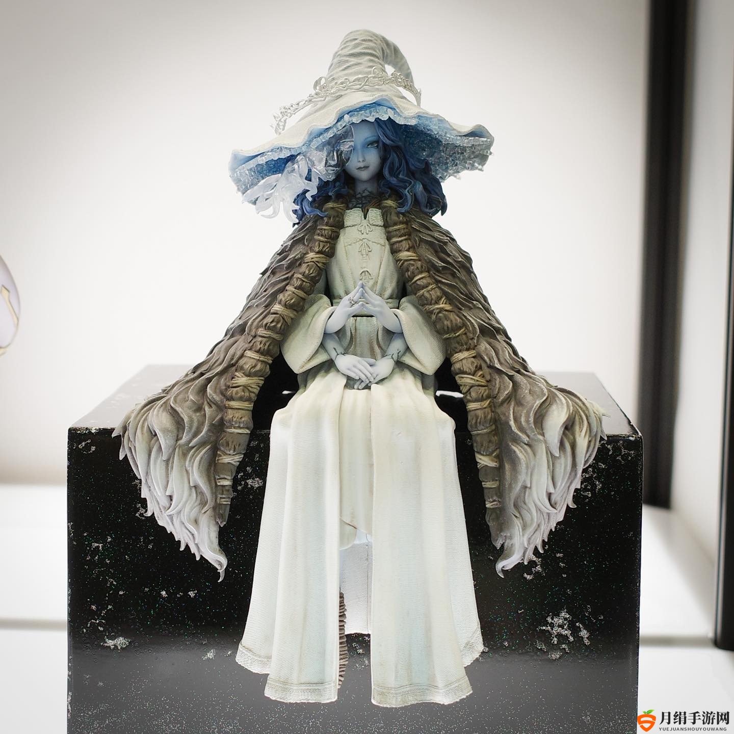 From社公开大量《艾尔登法环》主题周边手办 多姿多彩
